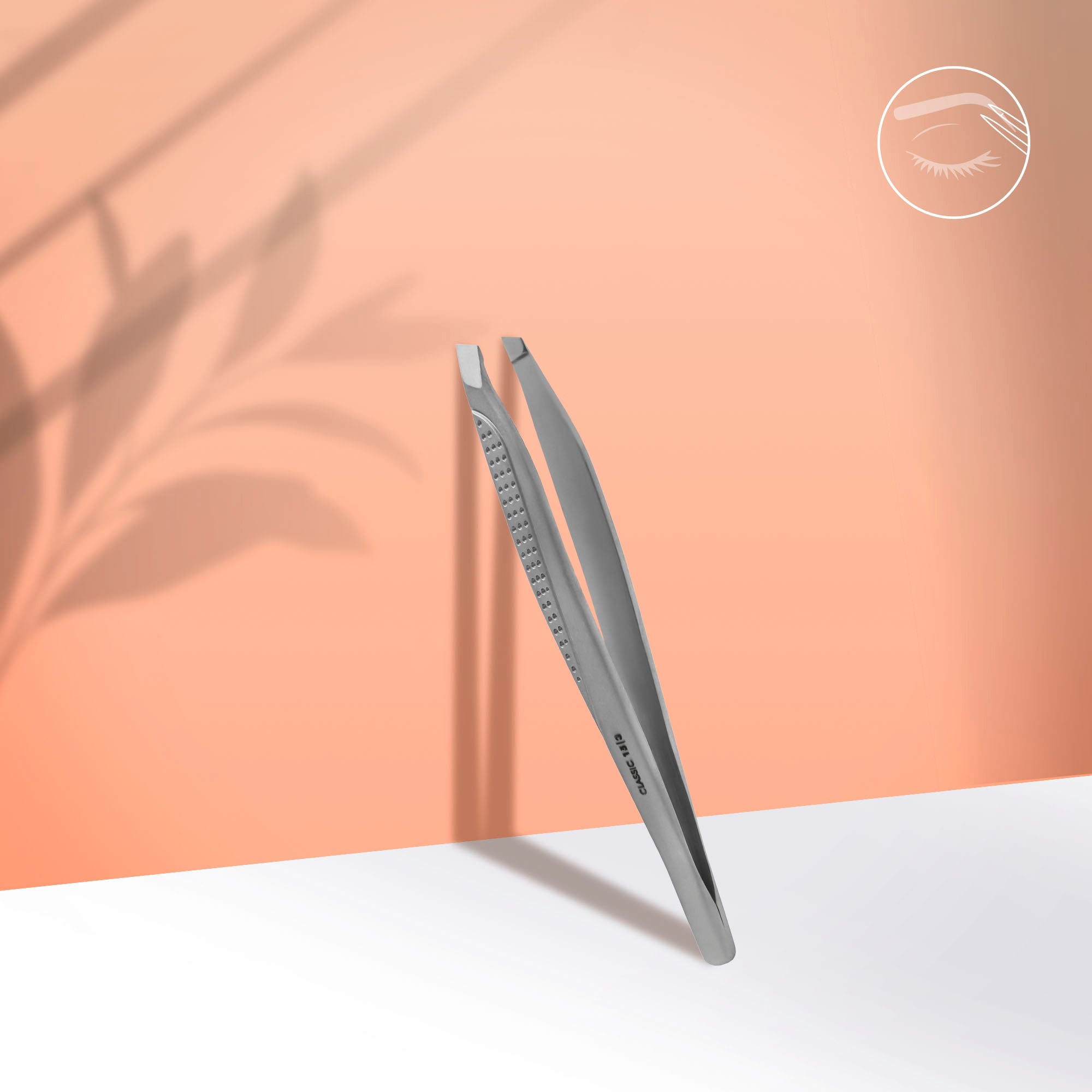 Eyebrow tweezers CLASSIC 15 TYPE 3 (wide slant) image 0